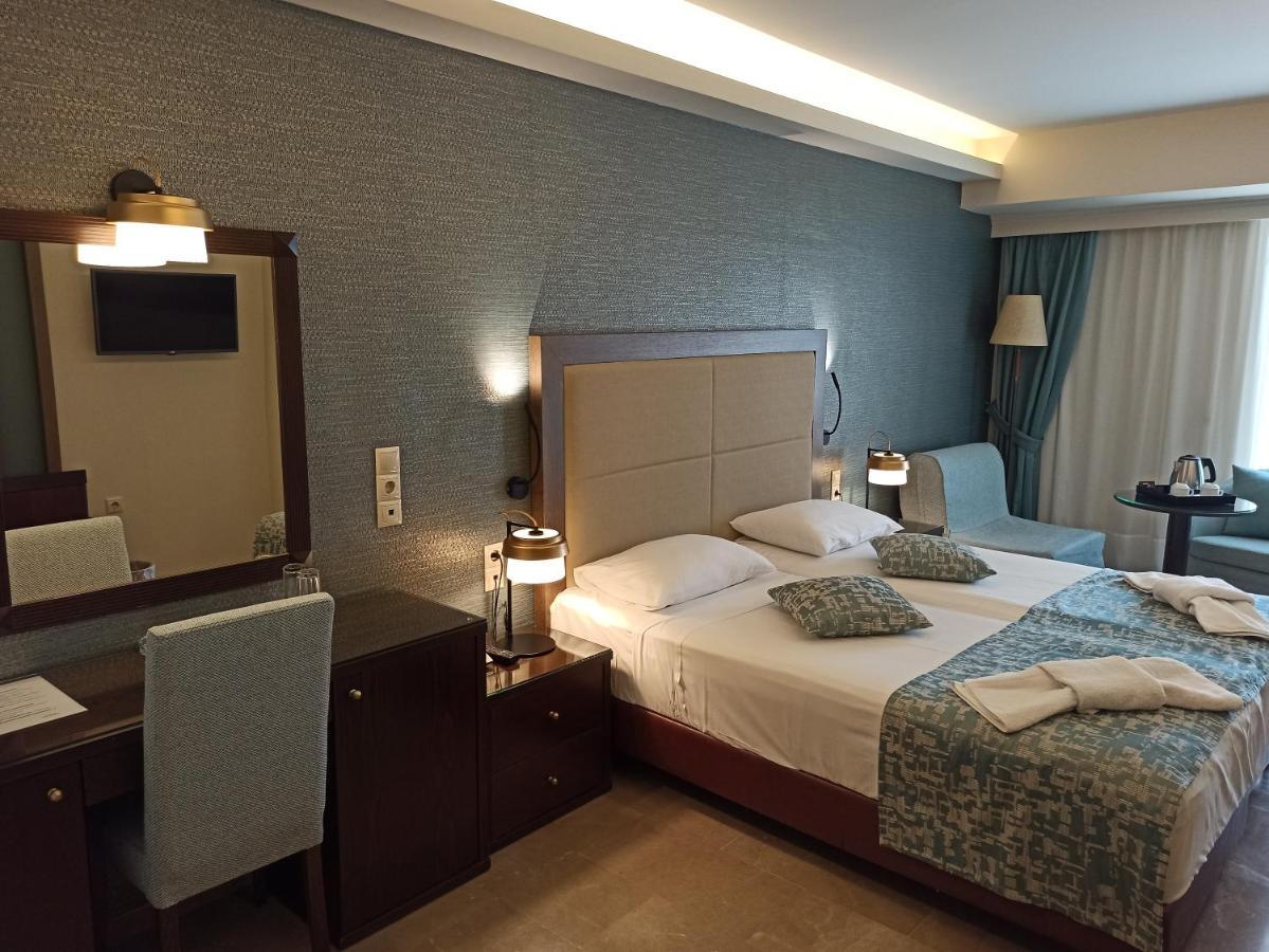 Superior Triple Room with Mountain view