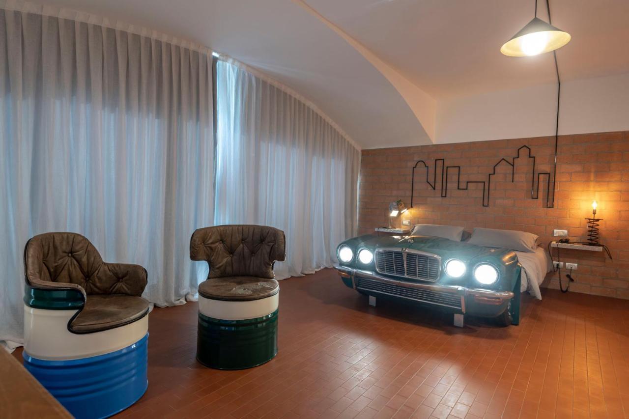 Creative Double Room