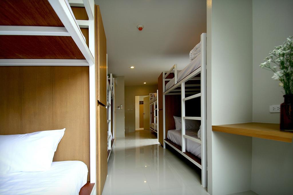 Single Bed in 8-Bed Dormitory Room