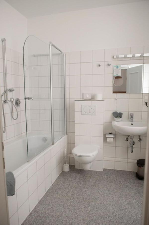 Chambre Quadruple avec Salle de Bains Commune