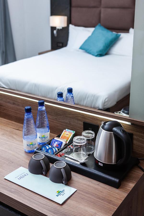 Triple Room with Pool View - Free Access to Toy Room Club,1285940308:JPEG