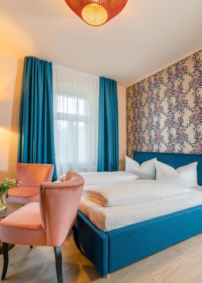 Doppelzimmer mit Balkon