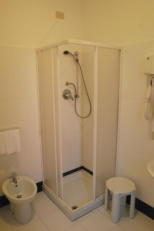 Double Room,112240275:JPEG