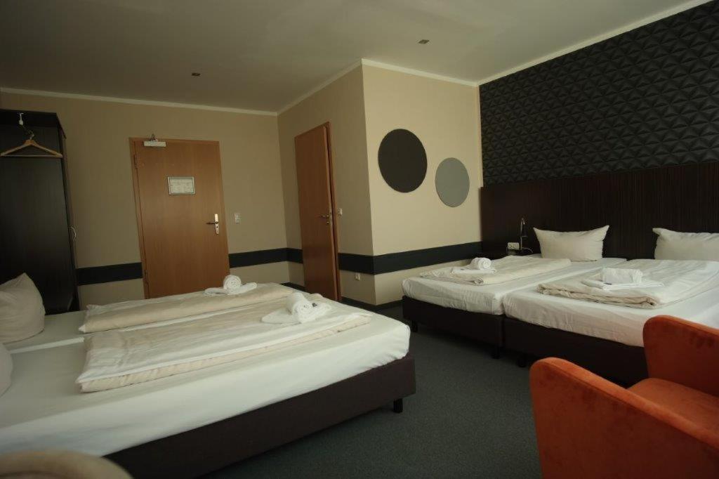 Triple Room,1211844052:JPEG
