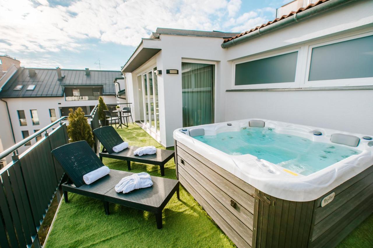 Suite Deluxe con bañera de hidromasaje