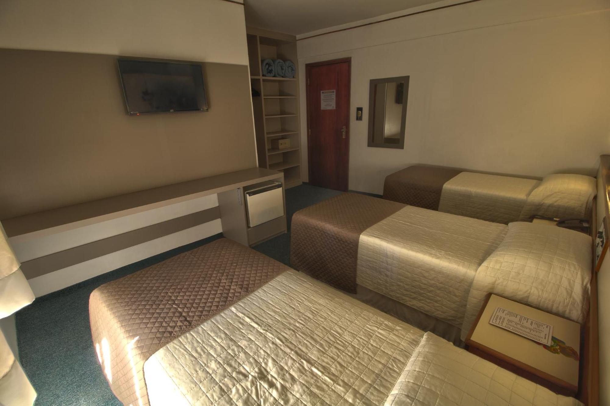 Habitación Triple - 3 camas individuales