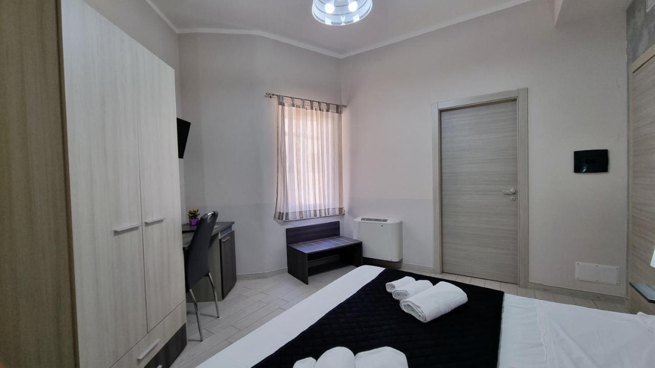Double Room,1245066556:JPEG