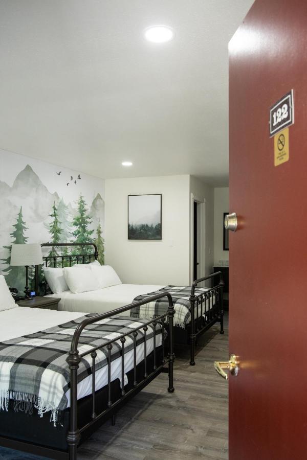 Deluxe Room,1264421800:JPEG