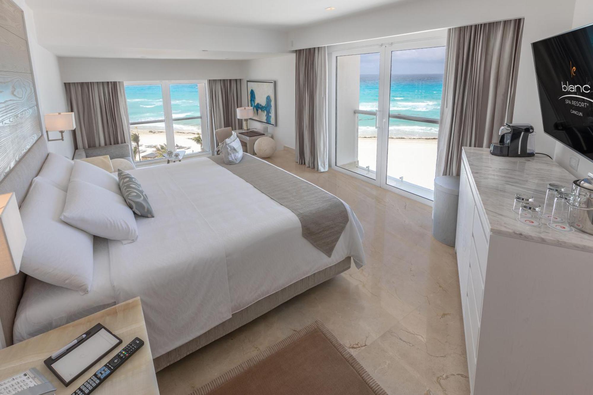 Suíte Júnior Real com Cama King-size e Vista do Mar