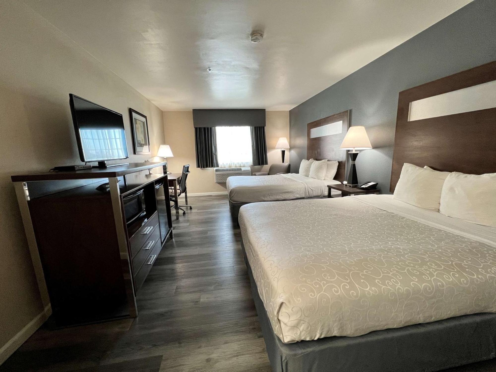 Queen Room with Two Queen Beds - Non-Smoking
