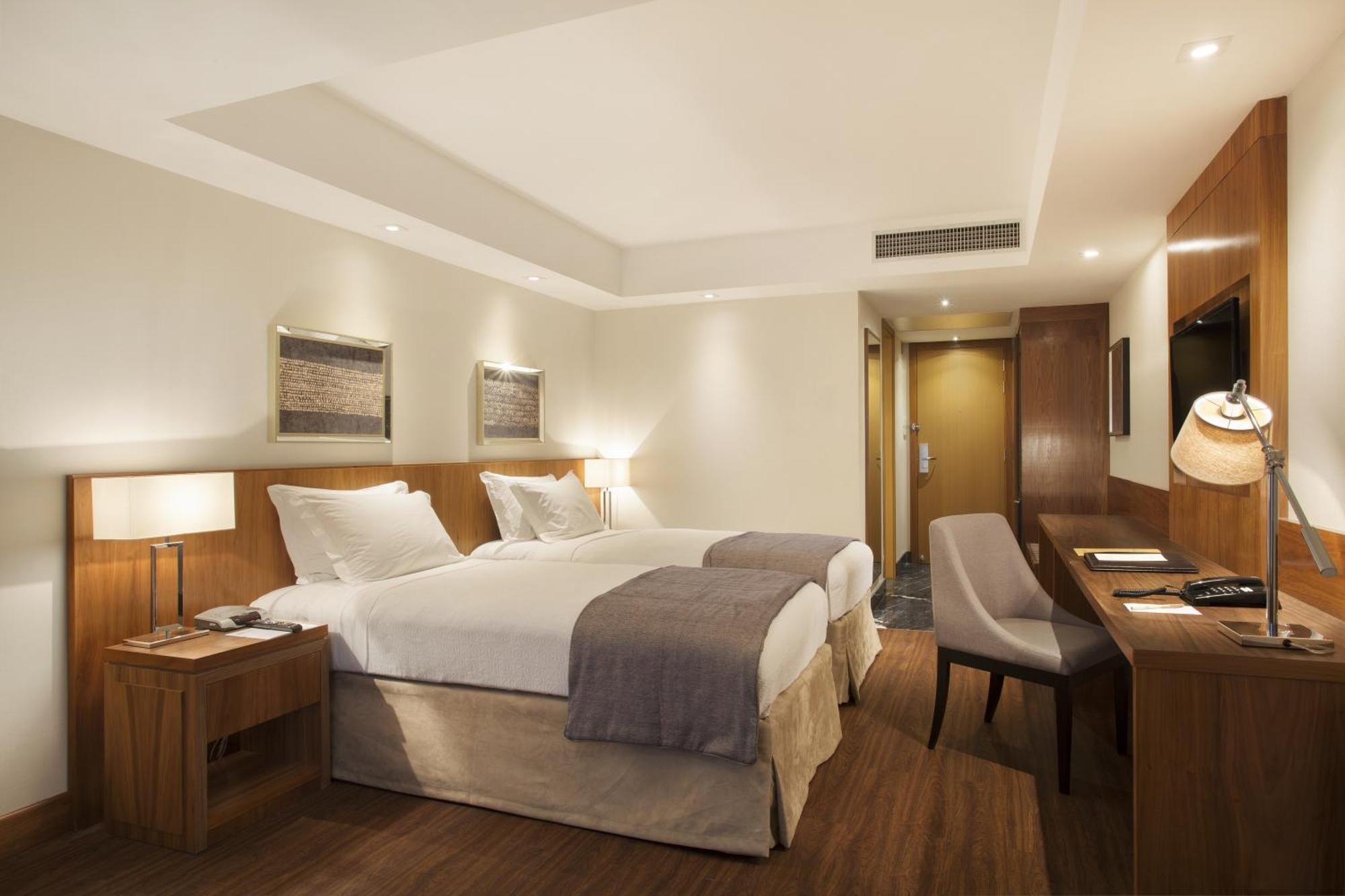 Executive Superior Twin Room,446433300:JPEG