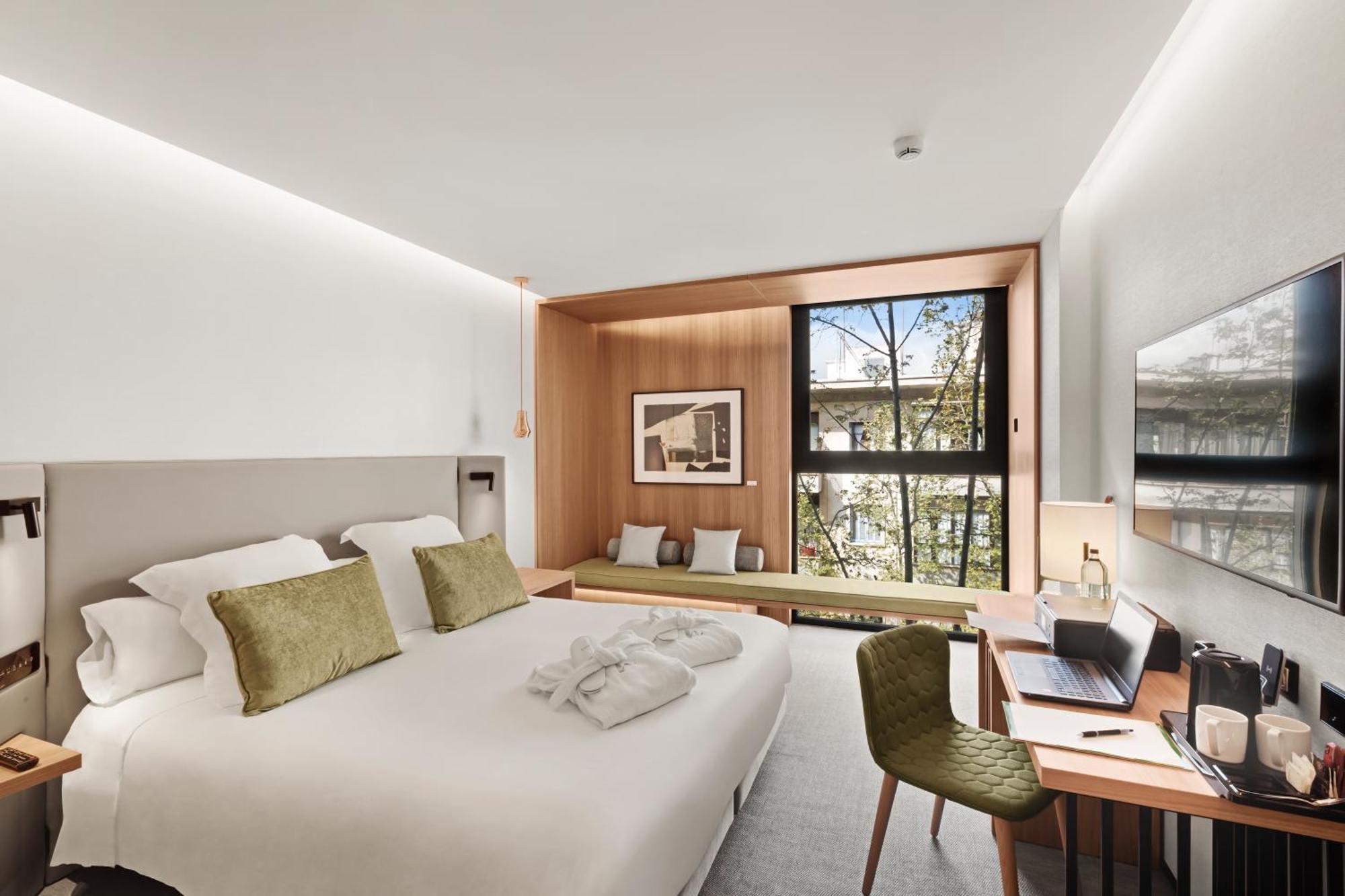 Double or Twin Room,799225473:JPEG