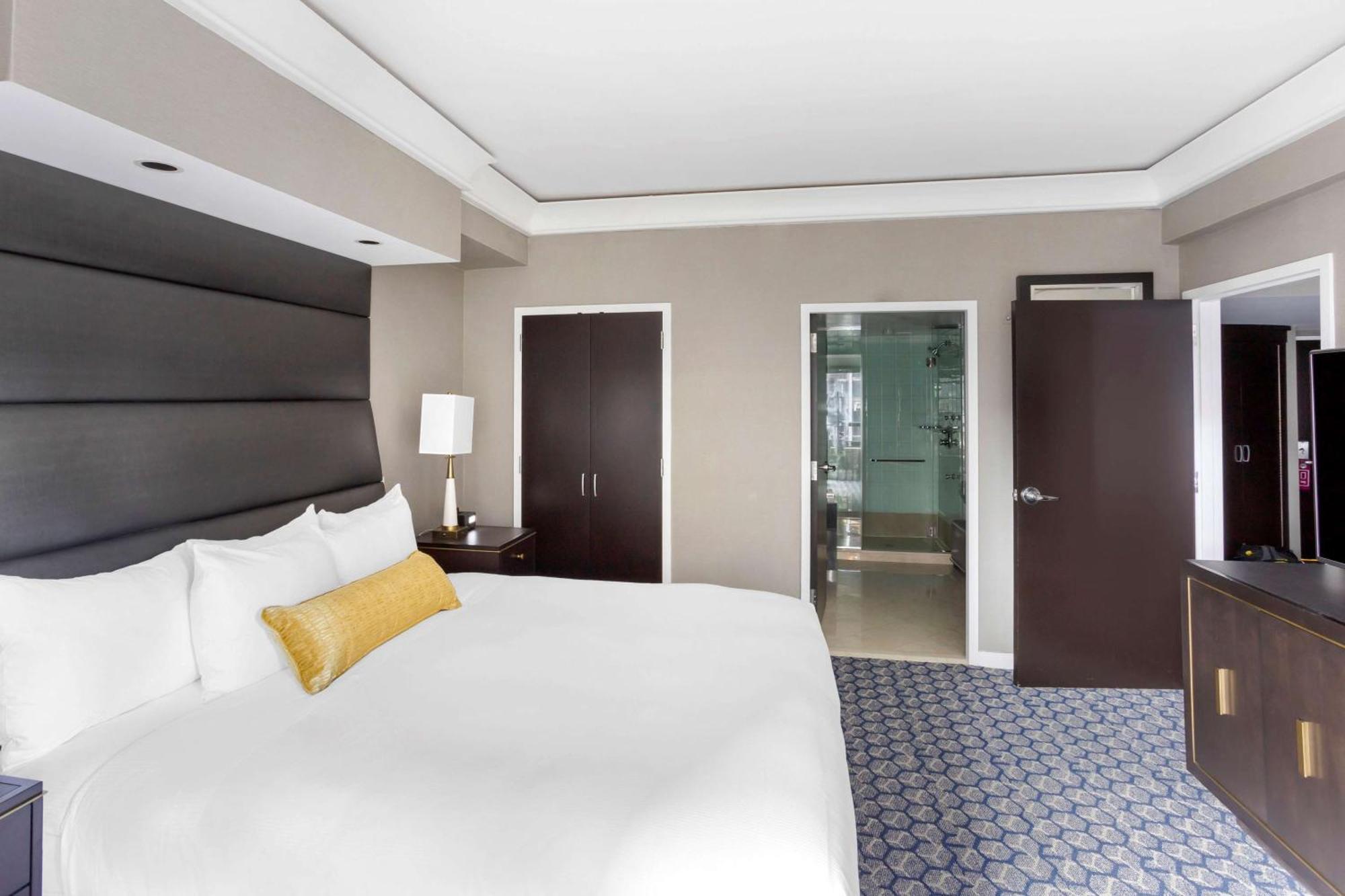 One-Bedroom King Suite with Sofa Bed
