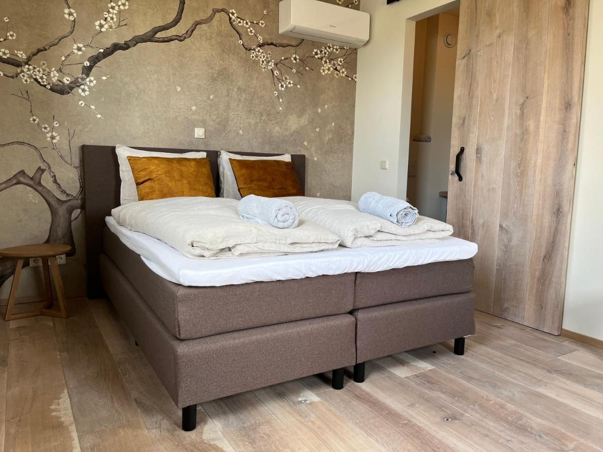 Deluxe Double Room,1296837367:JPEG