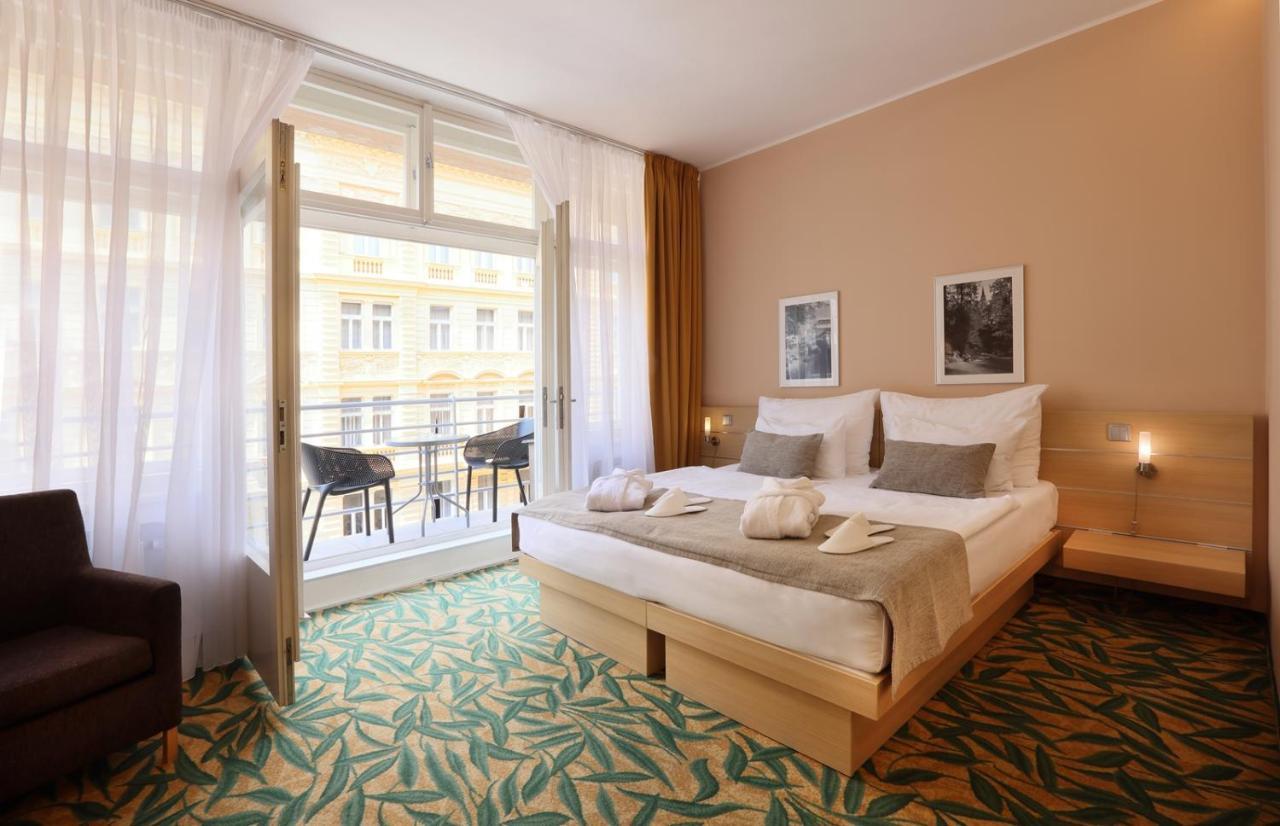 Superior Double or Twin Room with Balcony,1307171209:JPEG