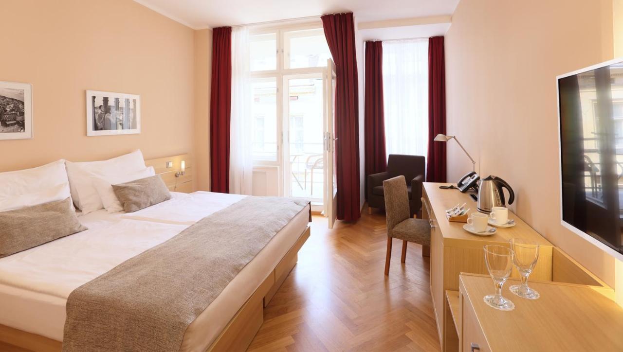 Deluxe Double or Twin Room with Balcony,1307173447:JPEG