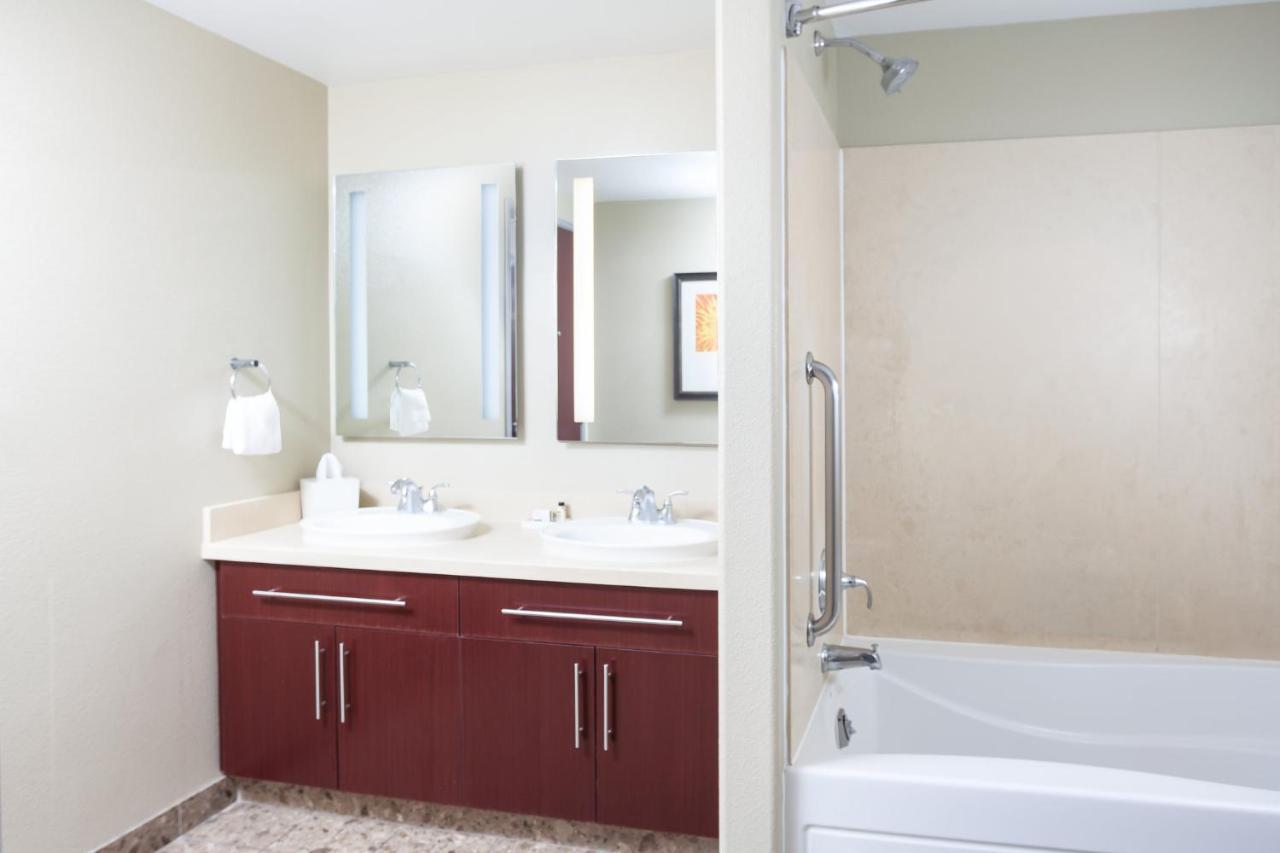 Suíte de 1 Quarto com Cama King-size e Vista da Cidade