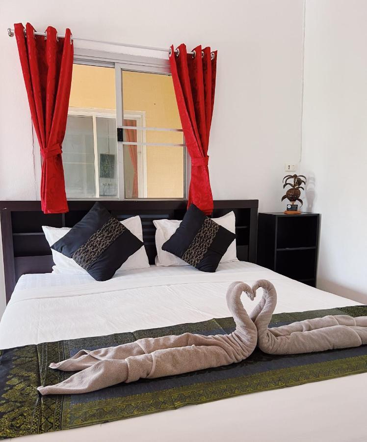 Chambre Lit King-Size avec Balcon