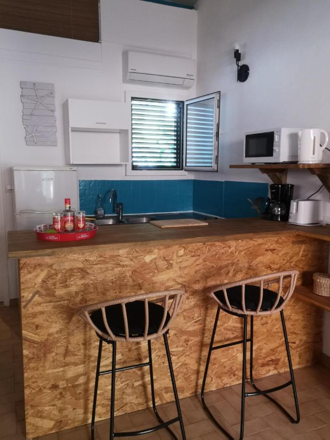 Studio with Sea View,1356396944:JPEG