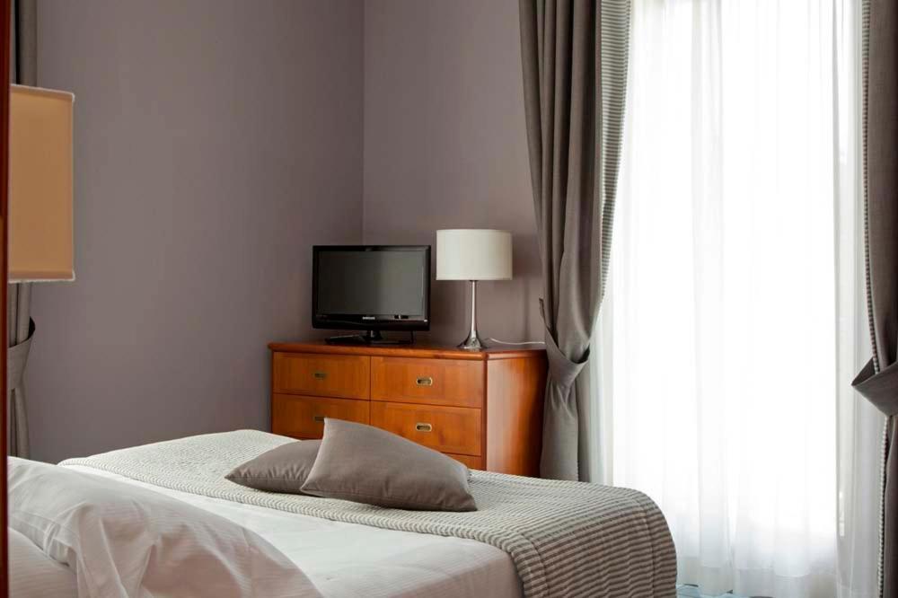 Double Room with Sea View,806724354:JPEG