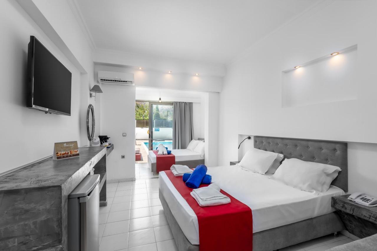 Suite con 2 Camere da Letto e Piscina Privata (4 Adulti + 6 Bambini)