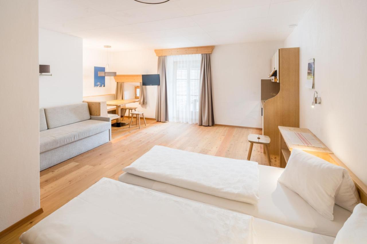 Double or Twin Room,1386017135:JPEG