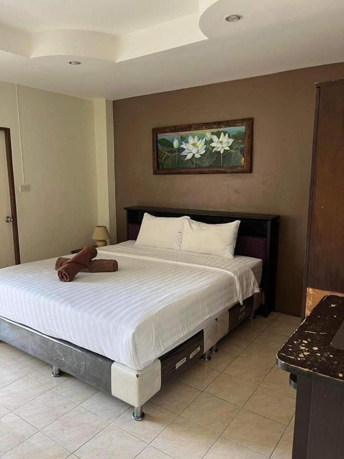 Budget Double Room,1393157456:JPEG