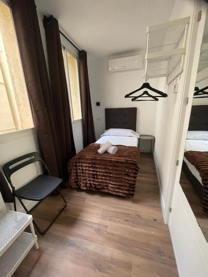 Eenpersoonskamer met Eigen Badkamer