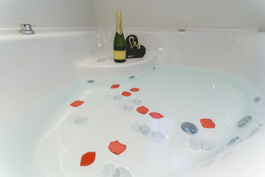 Chambre Double avec Baignoire Spa
