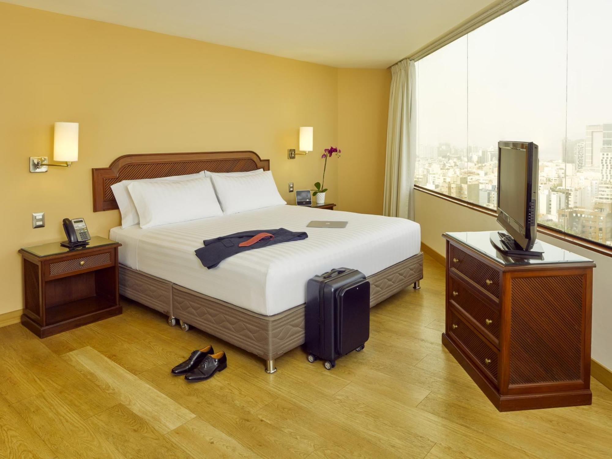 Superior King Room,1441818913:JPEG