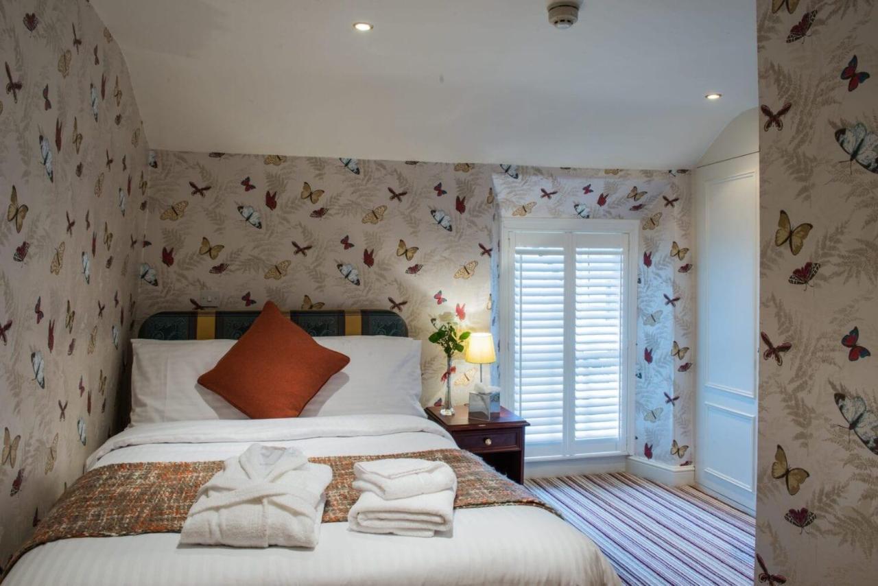 Single Room with Bathroom,1498621468:JPEG
