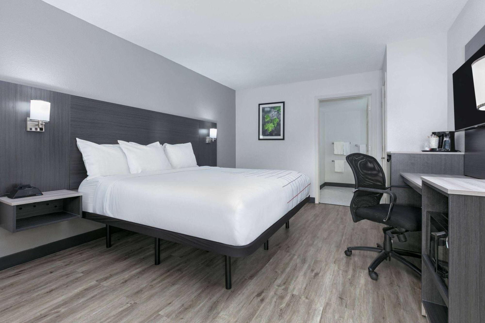 Habitación con bañera adaptada para personas con movilidad reducida - No fumadores - 1 cama extragrande