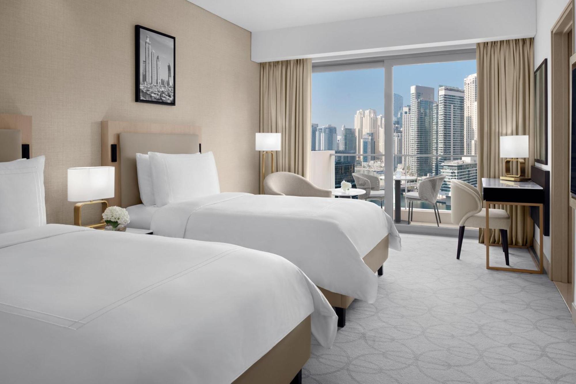 Deluxe Marina View Room, Twin Beds, Including direct access to Dubai Marina Mall & Marina Walk