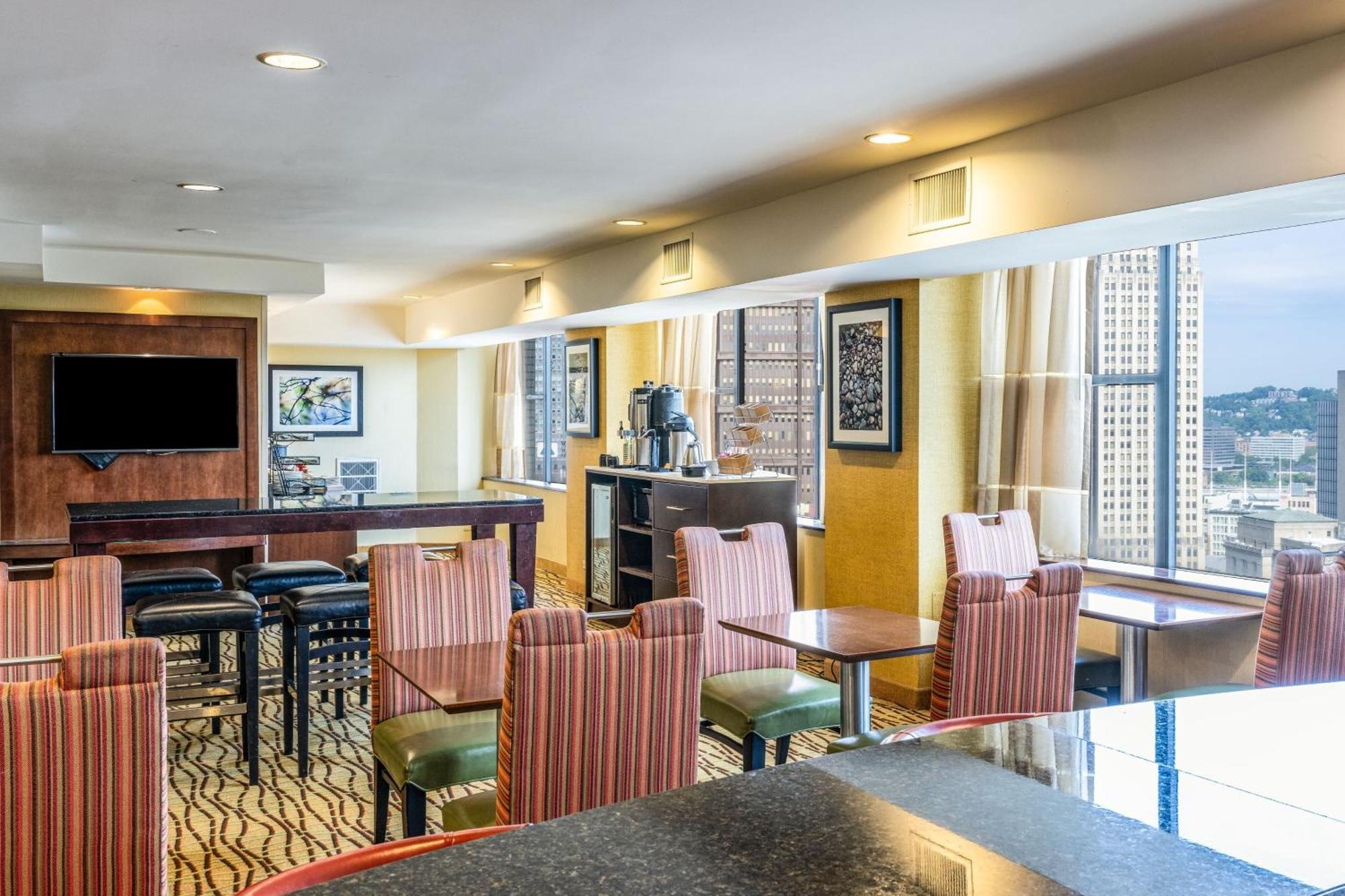 King Room Concierge Level,1534478155:JPEG