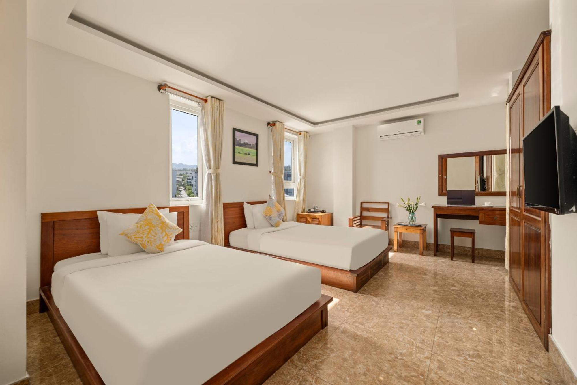 Standard Twin Room