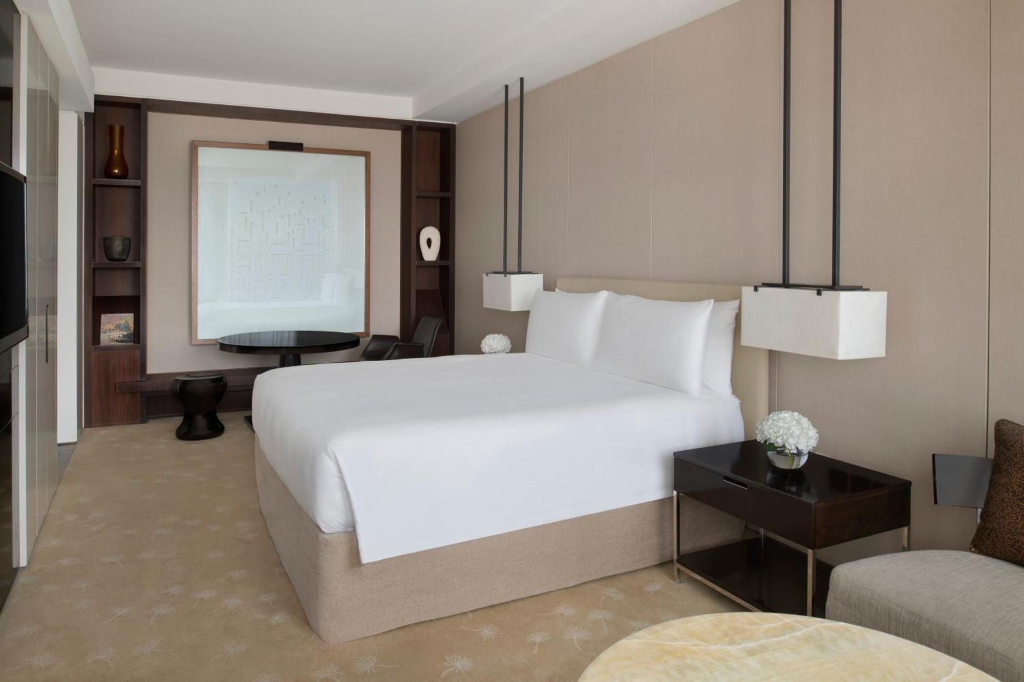 Chambre Lit King-Size - Vue sur Burj Khalifa