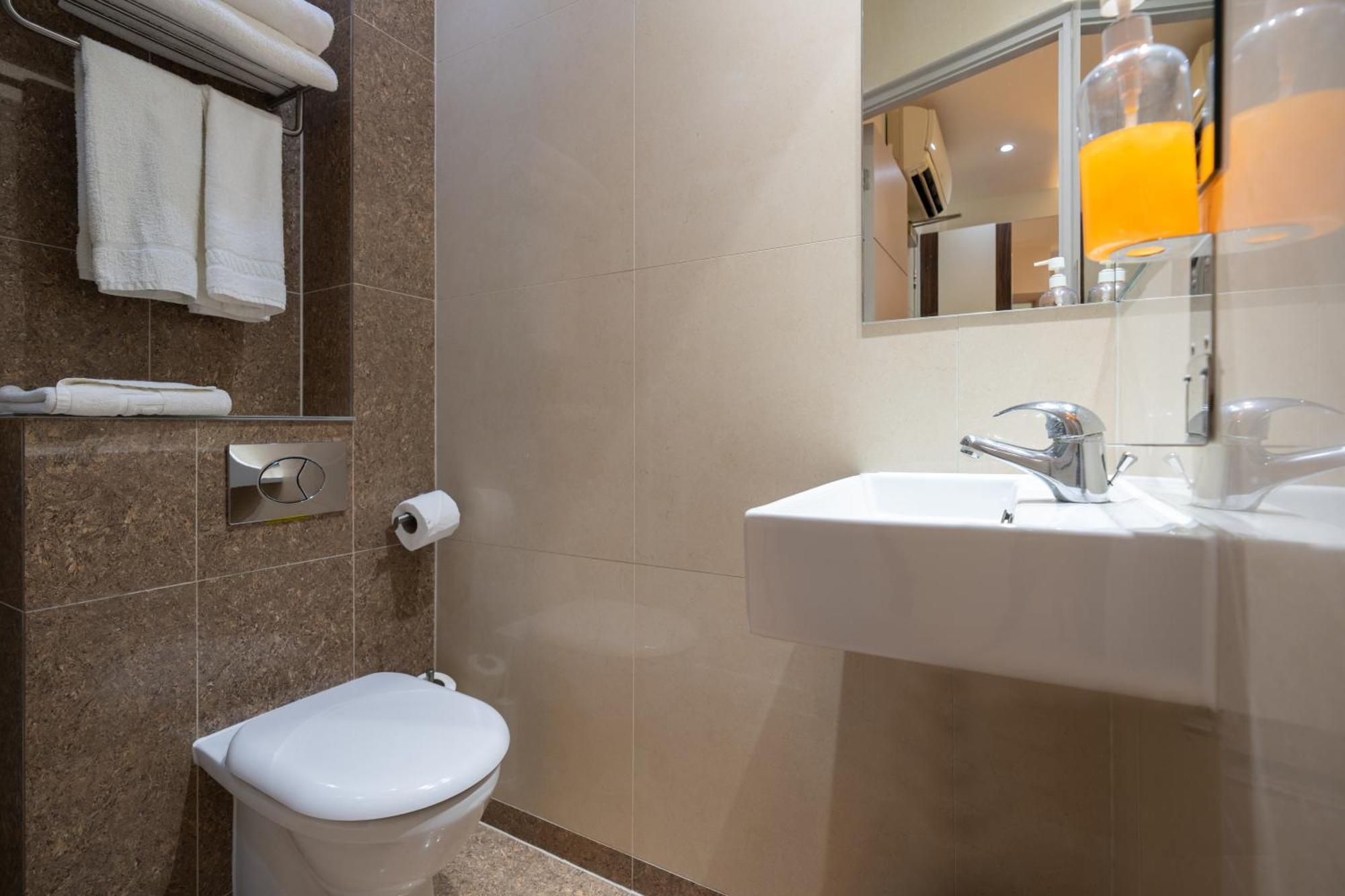 Luxury Studio Suite,1543264735:JPEG