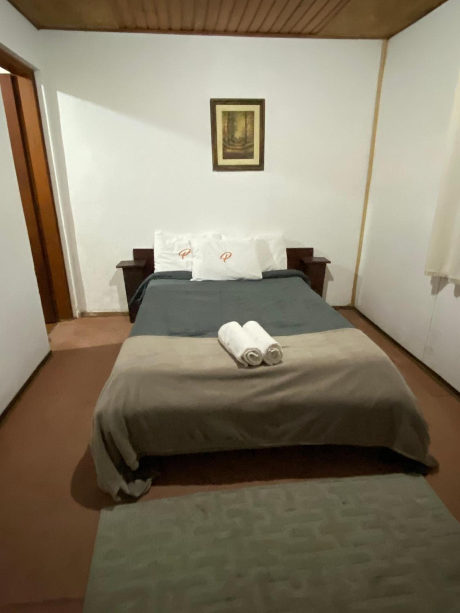 Standard Suite,1550259208:JPEG