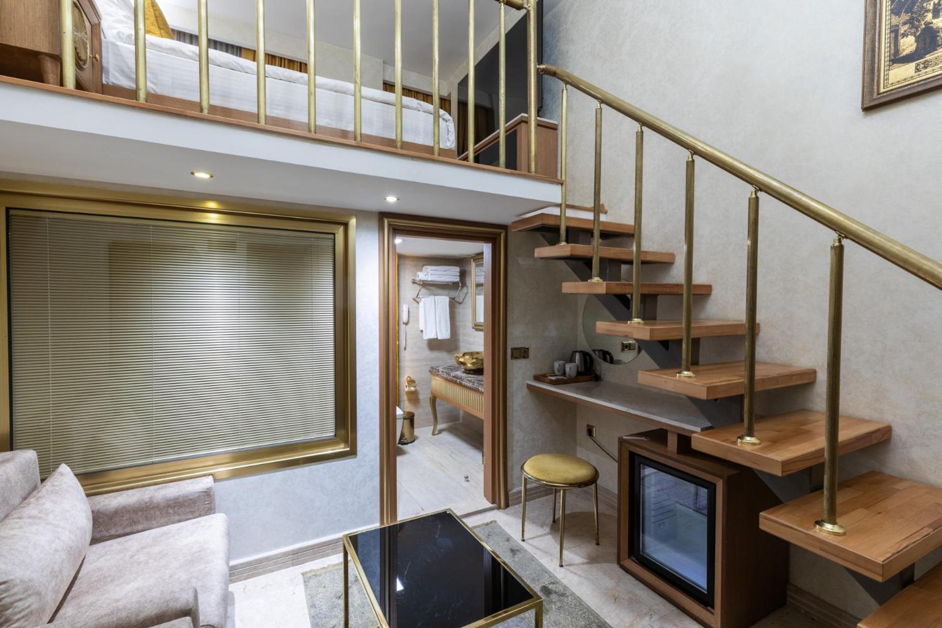 Maisonette-Suite mit Whirlpool – Untergeschoss