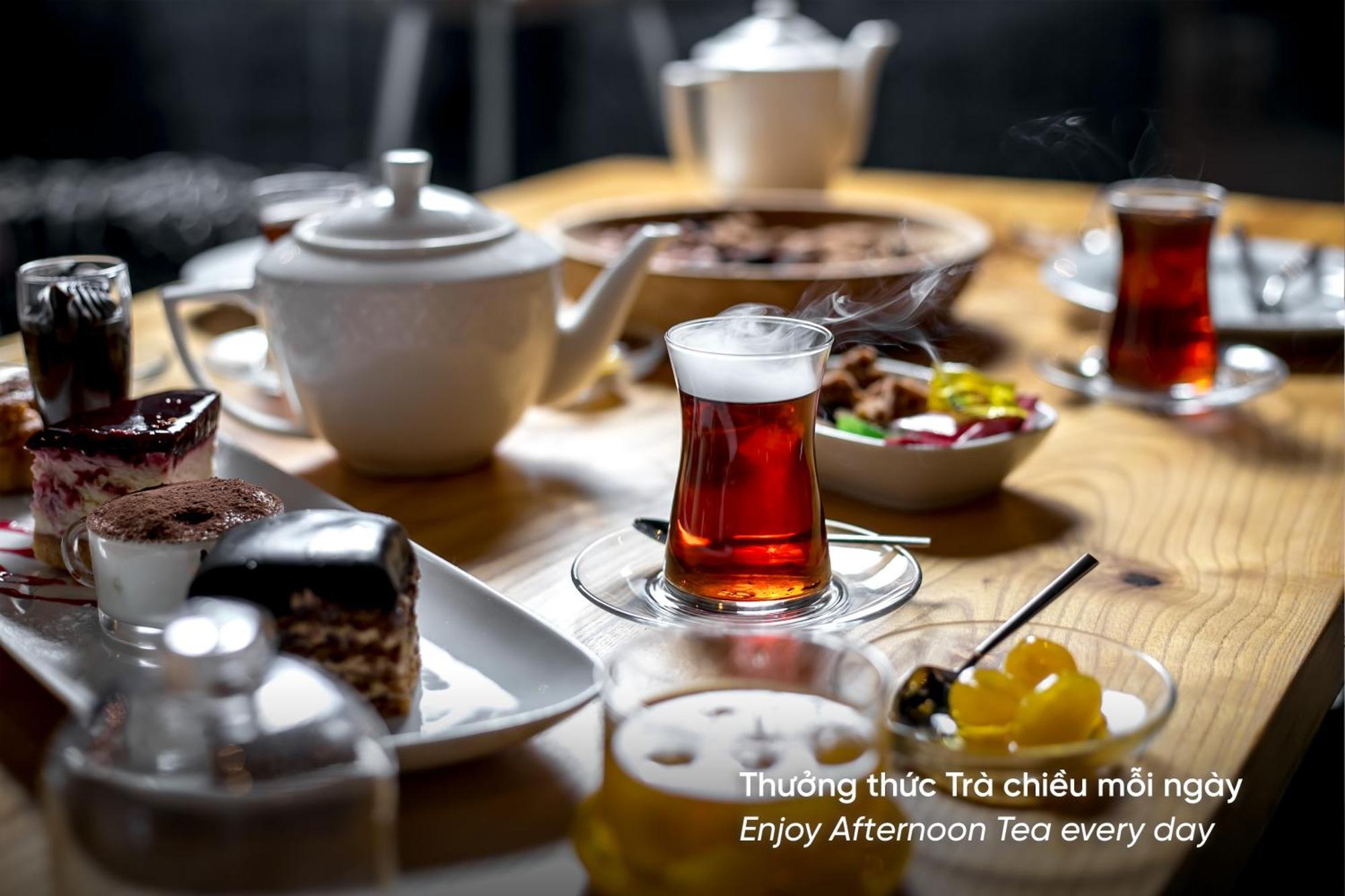 Senior Deluxe Double Room - High Tea included