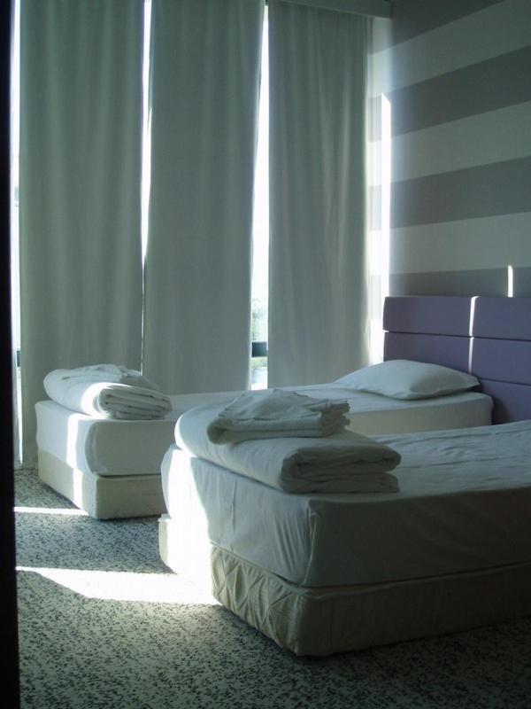 Apartamento de 2 Quartos com Varanda