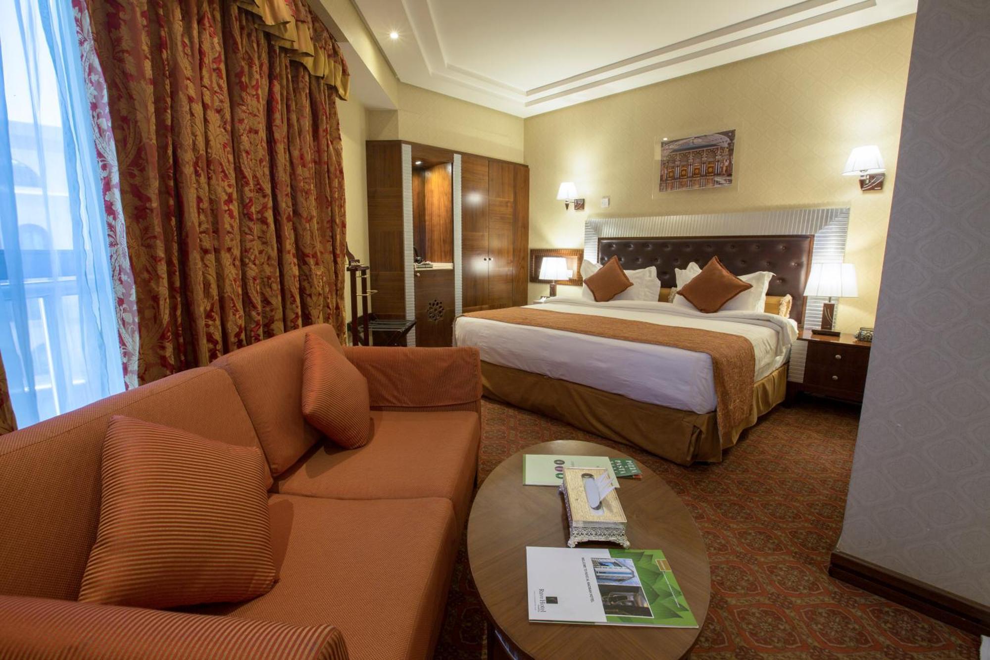 Presidential Suite,913725040:JPEG