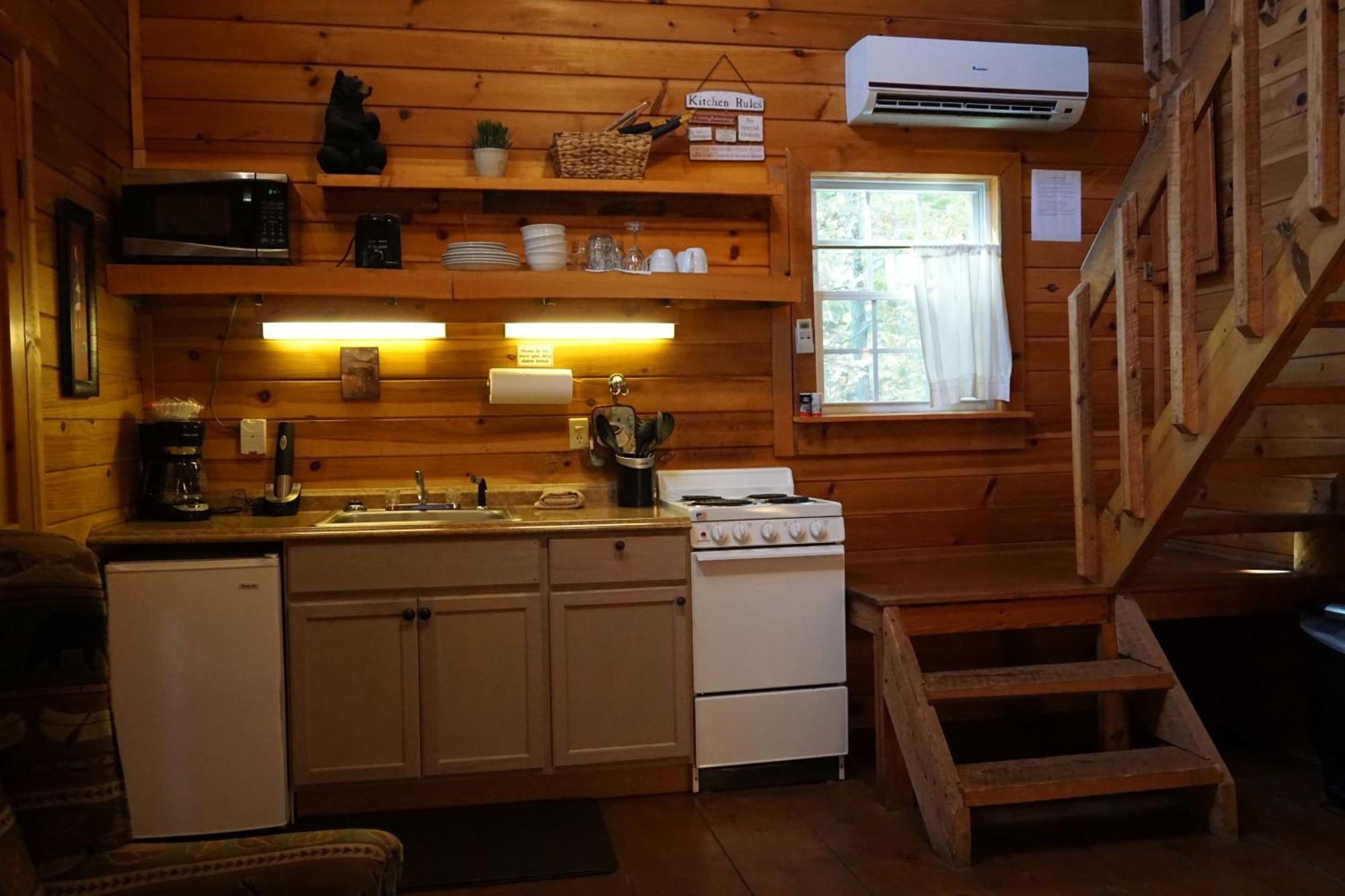 One-Bedroom House (Bears Paw)