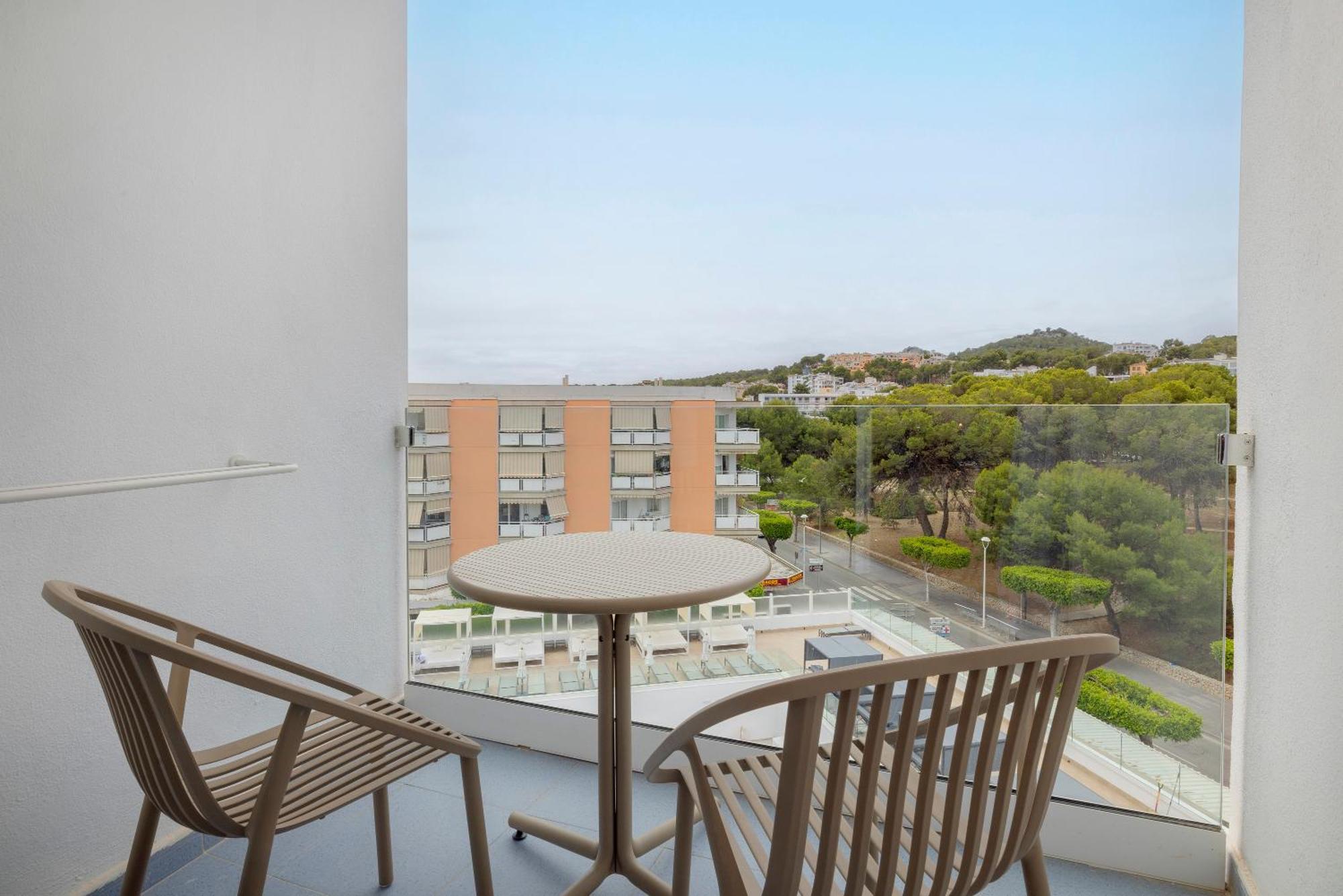 Twin Room with Balcony,1592149825:JPEG