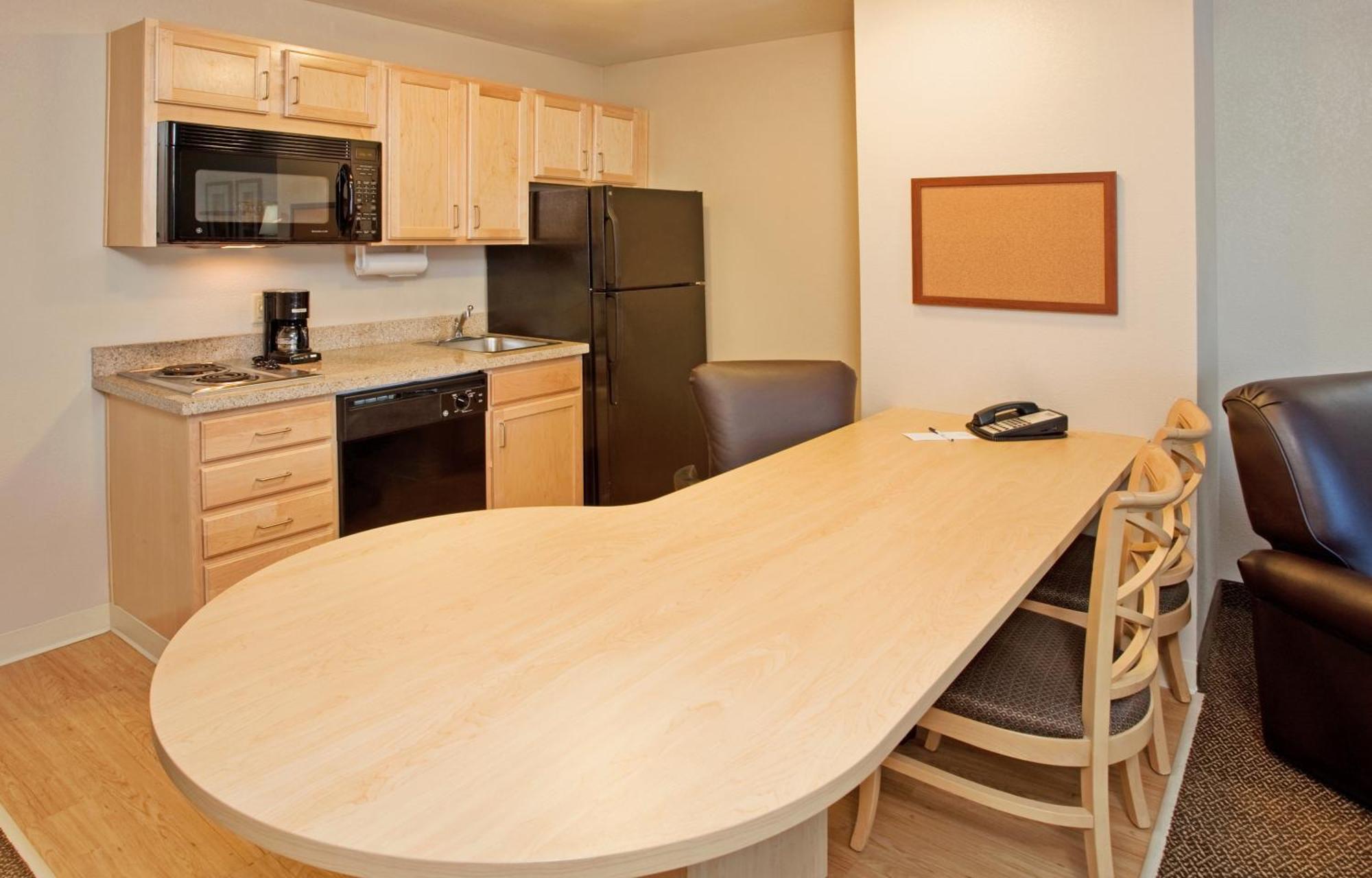 One-Bedroom King Suite
