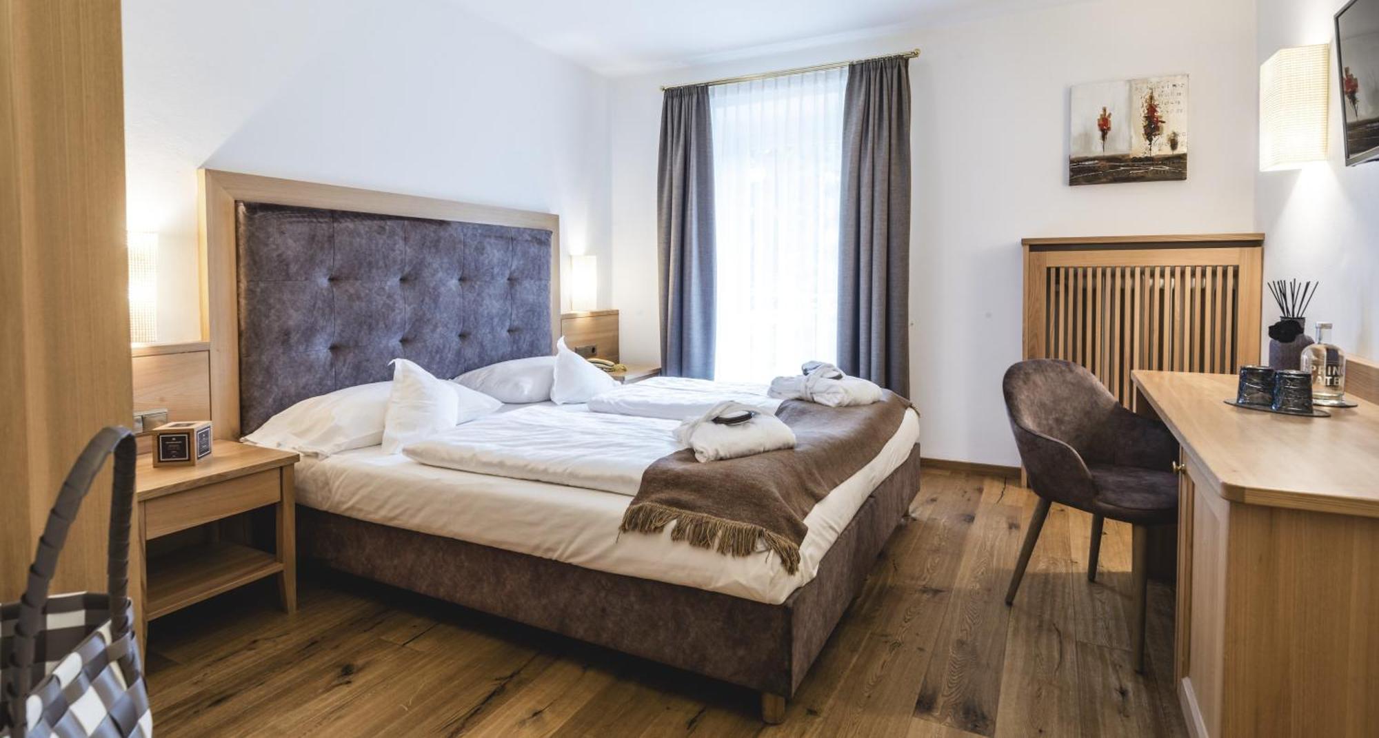 Double or Twin Room with Balcony