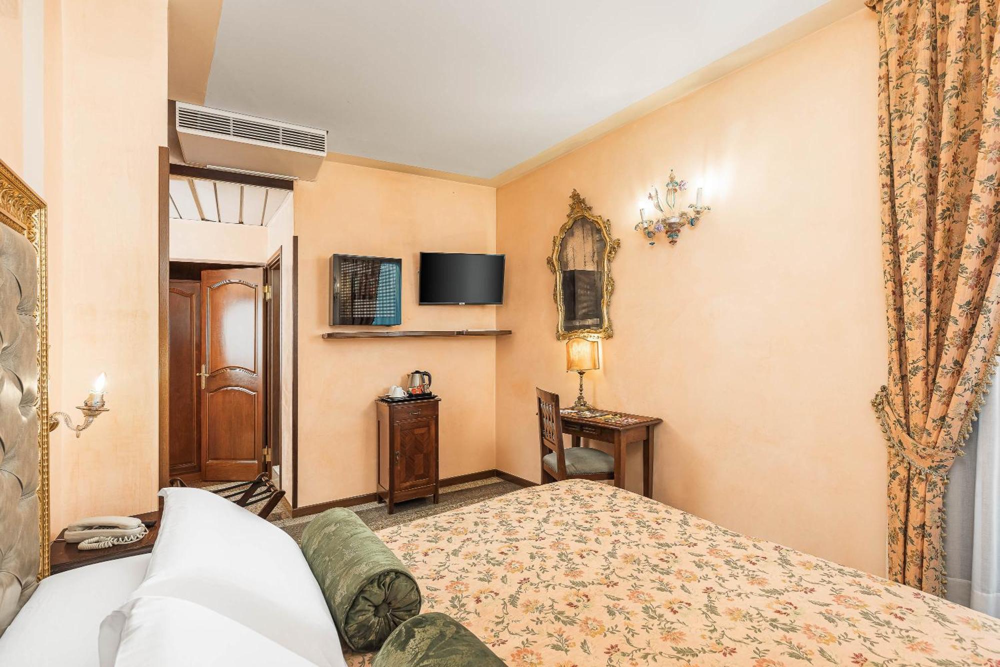 Classic Triple Room,1710222661:JPEG