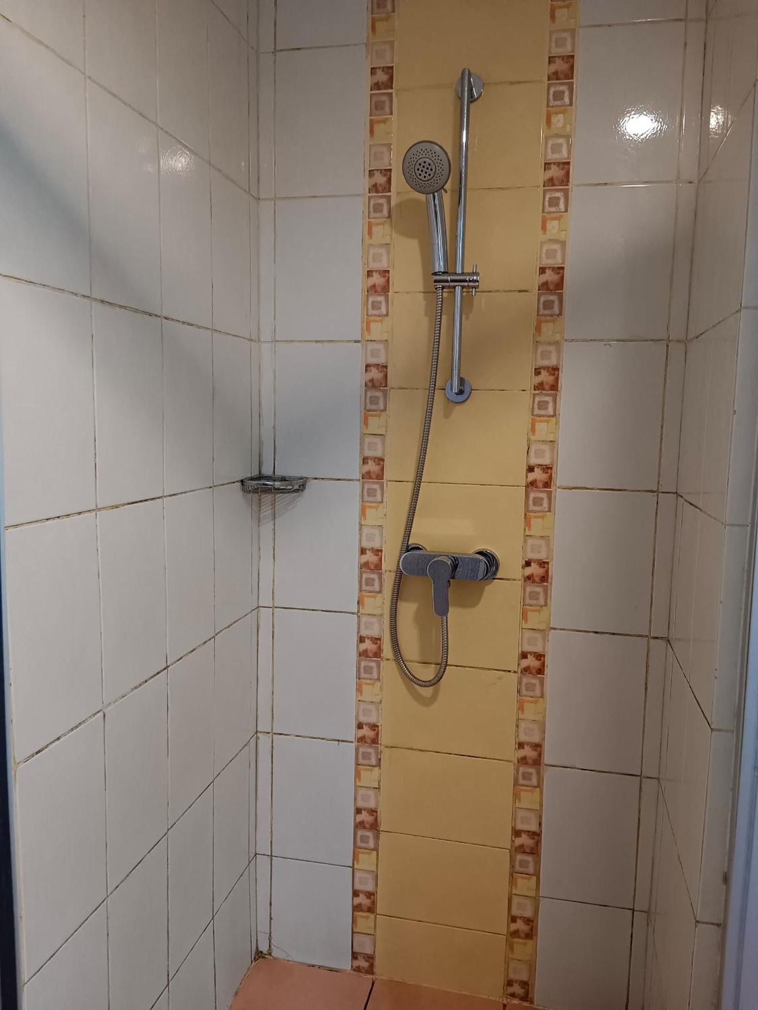 Triple Room,1604079983:JPEG