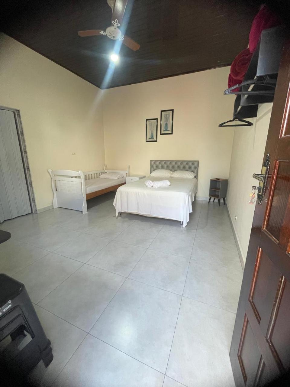 Quarto Família