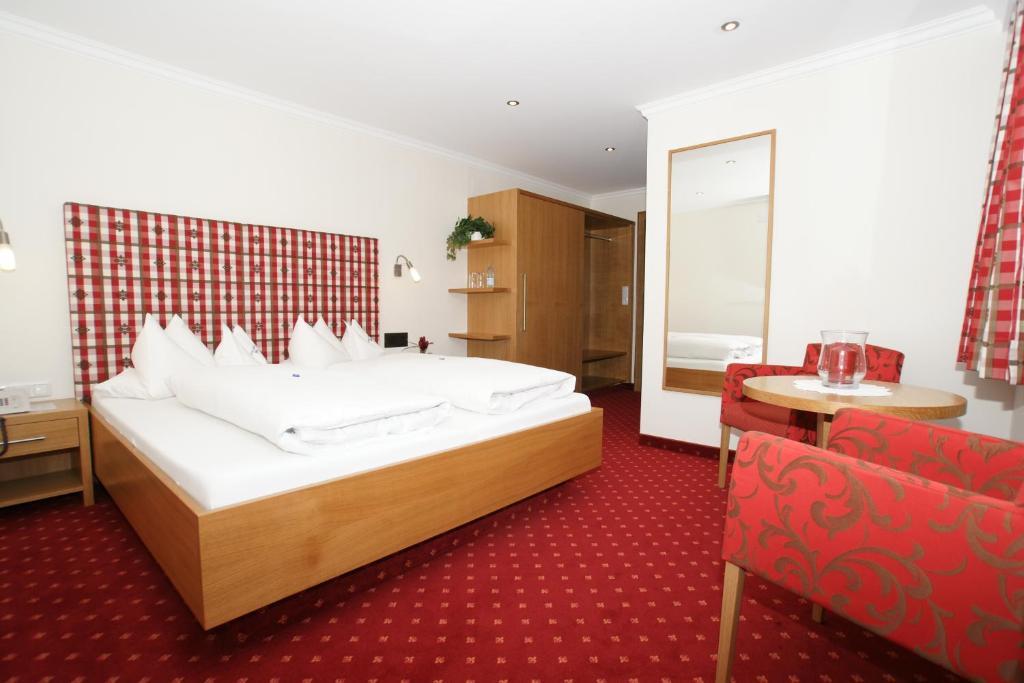 Standard Doppelzimmer mit Balkon